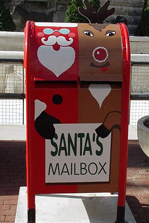 santas-mailbox-vertical