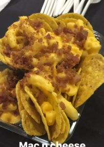 mac n cheese nachos